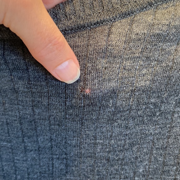 Holiday Vibes! Vera Wang Lavender Label merino wool cardigan - Picture 11 of 12